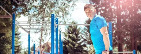 Choisir entre calisthenics ou musculation : Le vrai guide