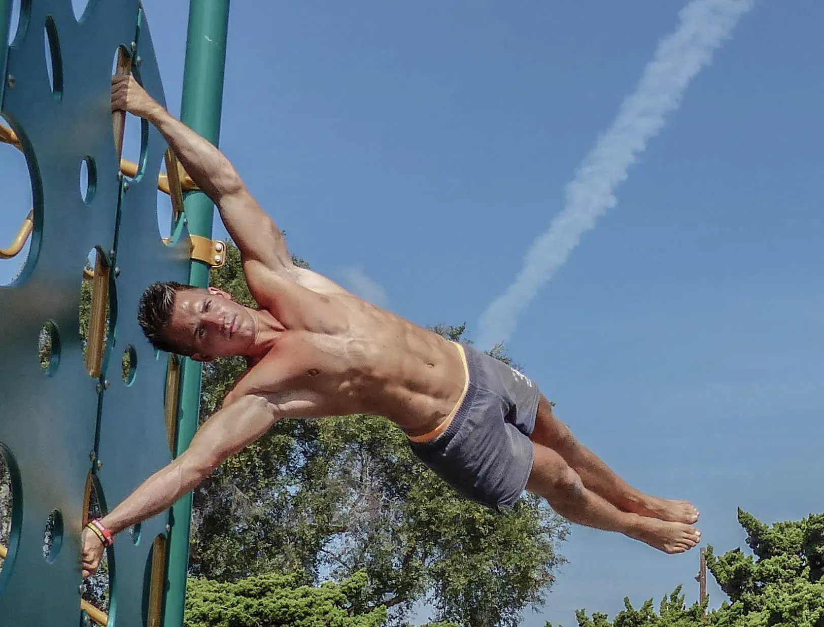 Calisthenics översätt : Découvrez l'essentiel
