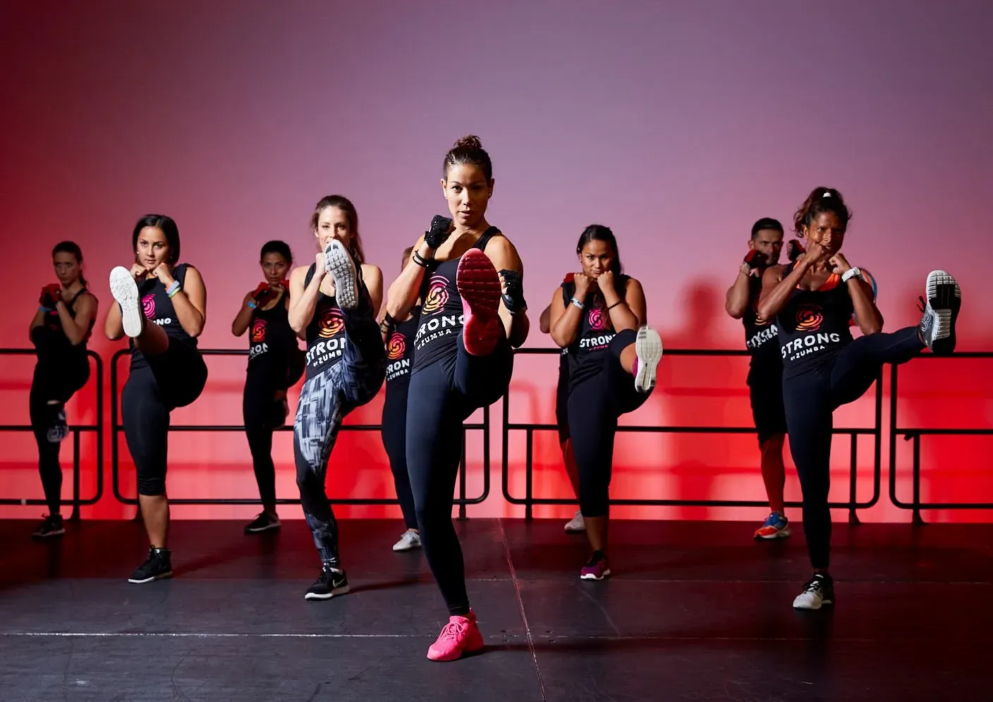 Calisthenics Zumba : Choisir ou Mixer pour Vos Objectifs