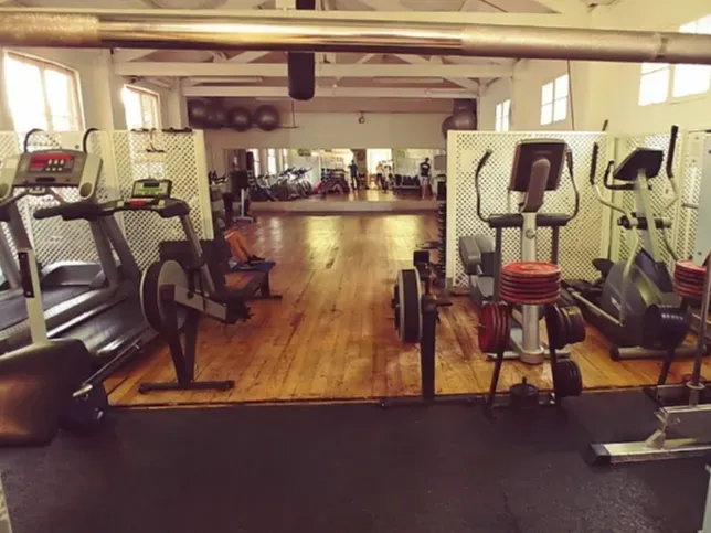 Choisir son gym 06 Menton : Les critères qui comptent vraiment