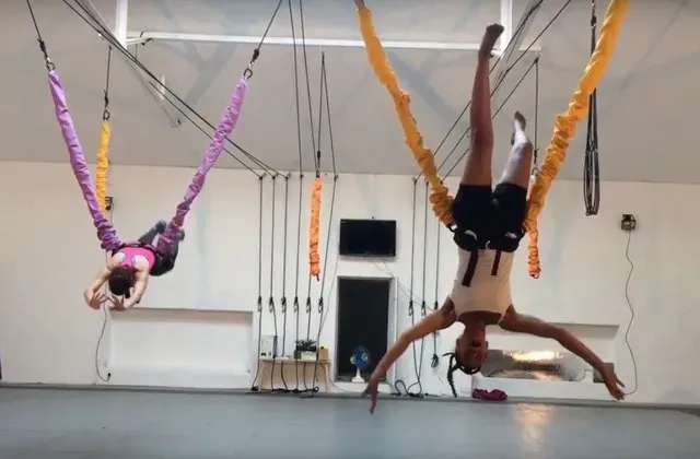 Choisir son matériel et aller plus loin dans le gym suspendu