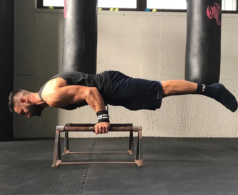 La Callisthénie : Plus qu'un entraînement, pourquoi calisthenics è uno sport ?