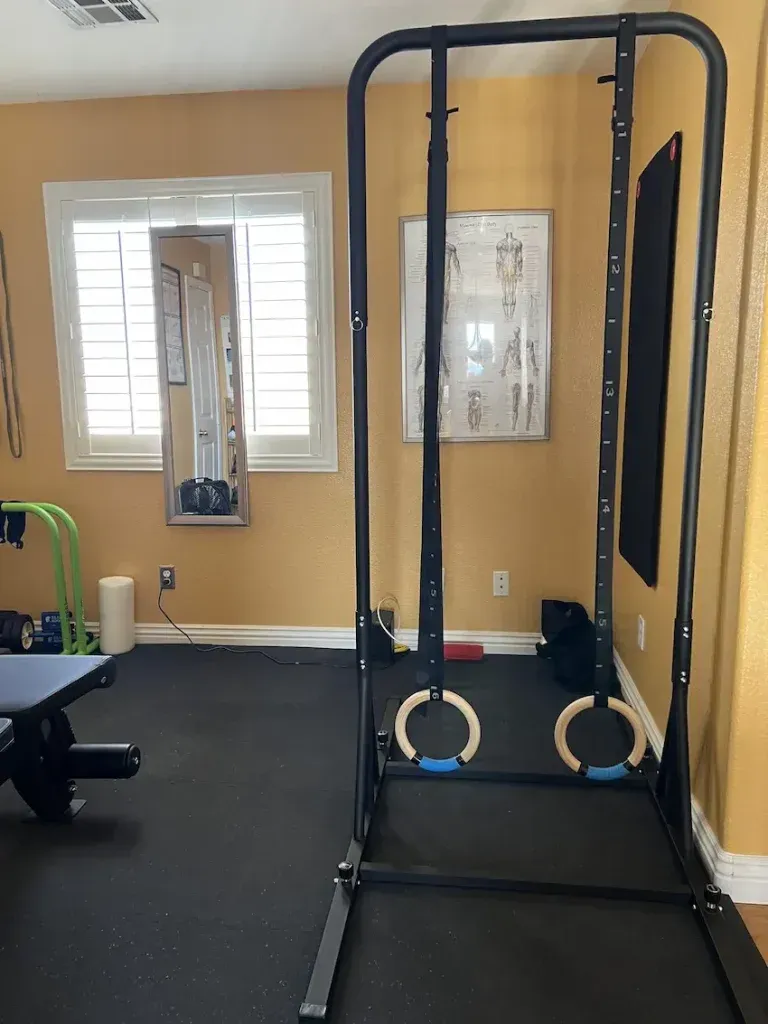 Maintenir la motivation et progresser avec votre calisthenics home gym