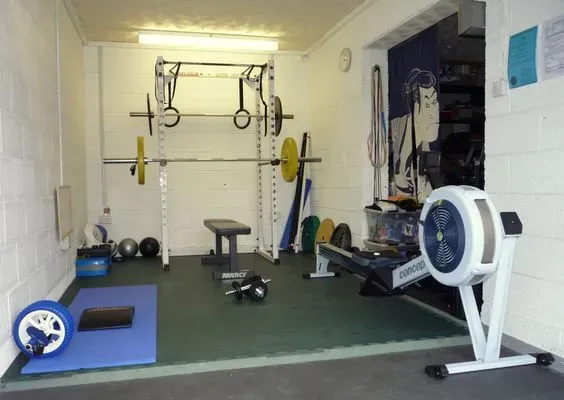 Pourquoi installer un calisthenics home gym ?