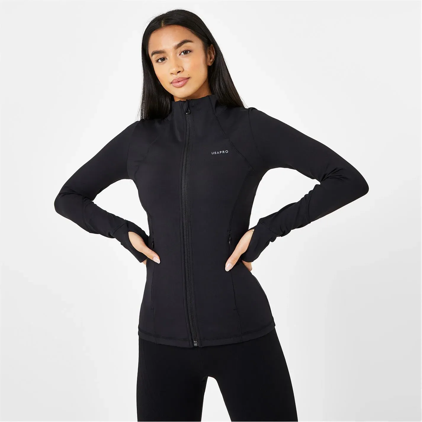 Pourquoi une veste de sport est essentielle pour les femmes actives